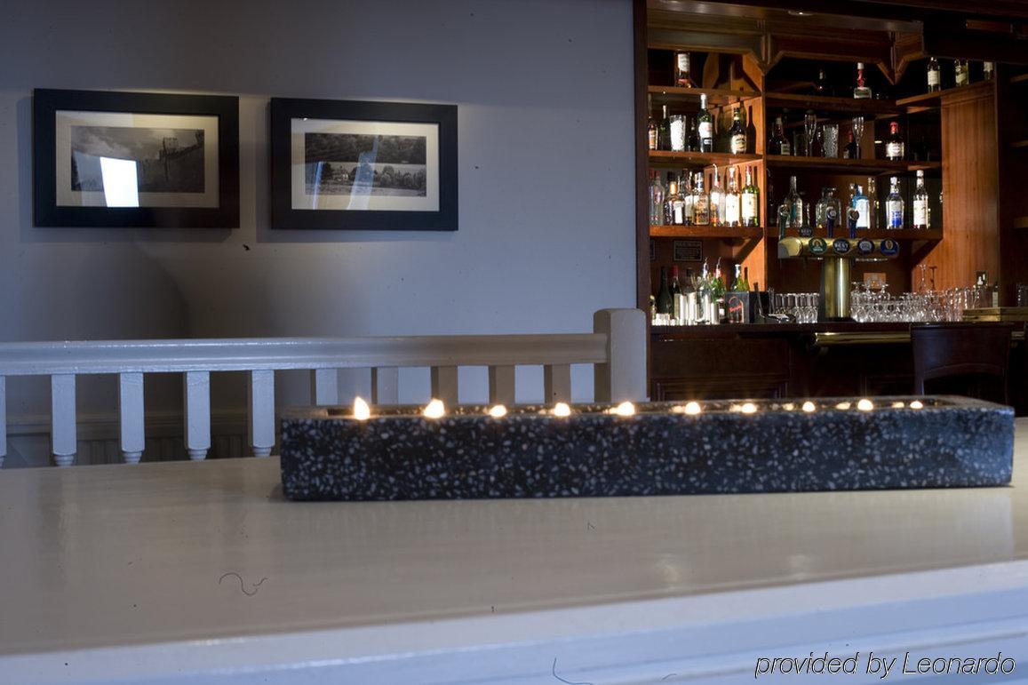 Hickstead Hotel Bolney Екстериор снимка
